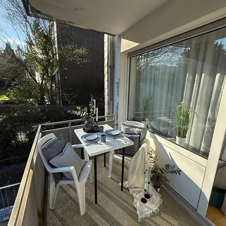 Apartman 1-room Near Trade Fair Essen-bredeney Niederdorla