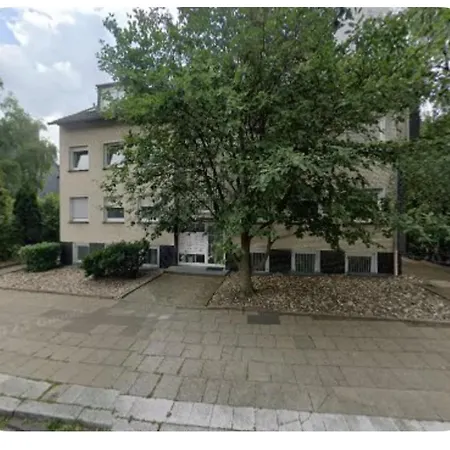 1-room Near Trade Fair Essen-bredeney Apartman *